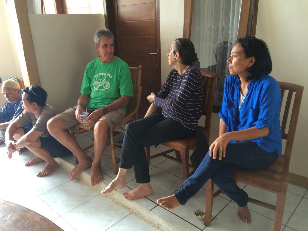 Jeges Homestay Senggigi Eksteriør billede