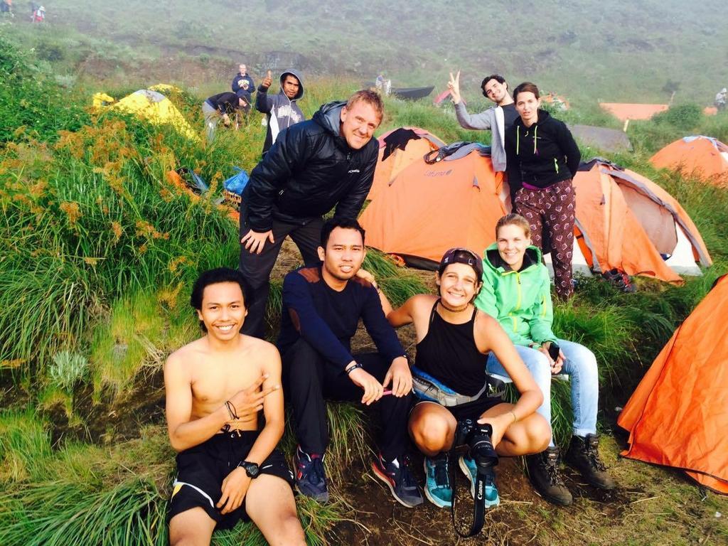 Jeges Homestay Senggigi Eksteriør billede