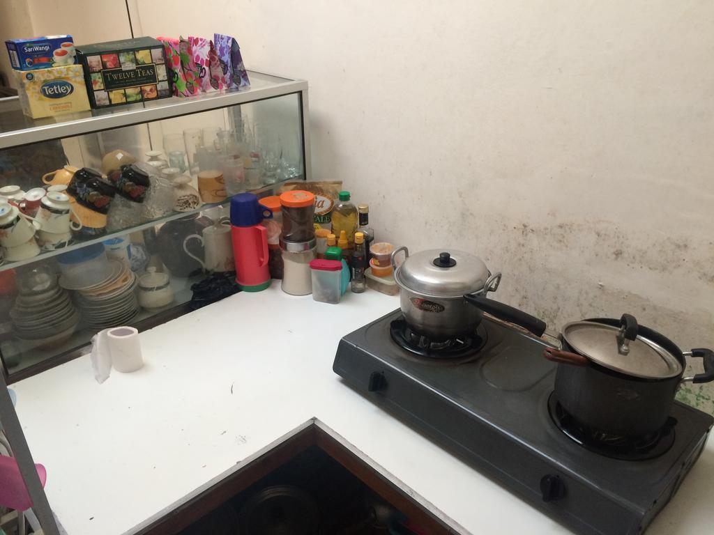 Jeges Homestay Senggigi Eksteriør billede