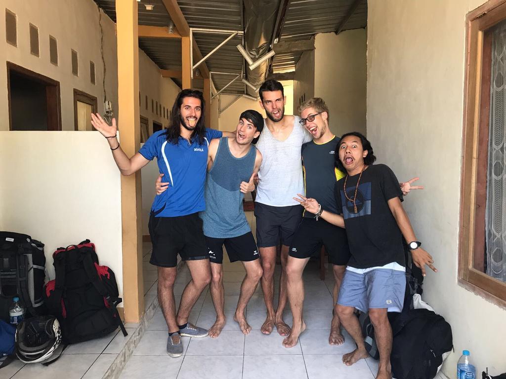 Jeges Homestay Senggigi Eksteriør billede