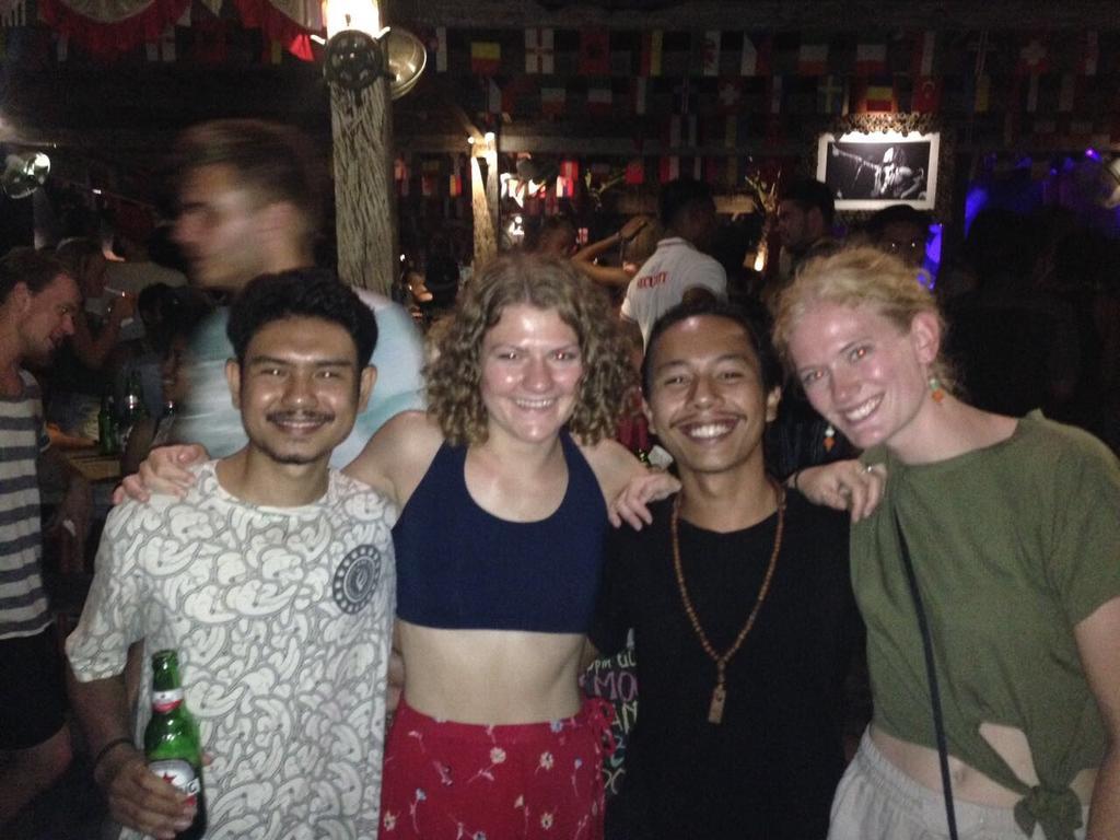Jeges Homestay Senggigi Eksteriør billede